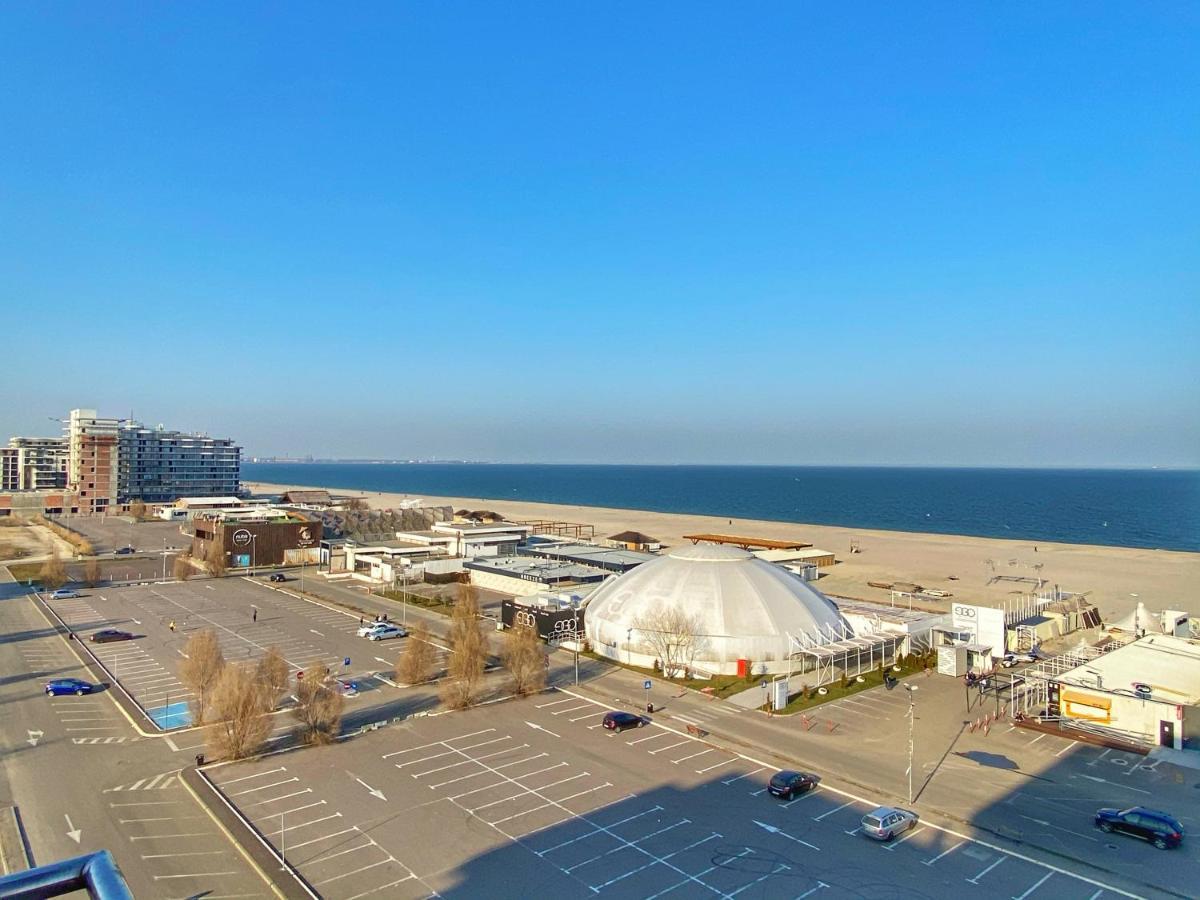 Summerland Luxury Velvet Front Sea View Apartment Mamaia Exterior photo